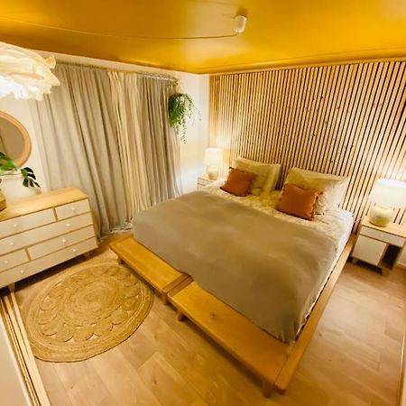 The Barefoot Bungalow In Picturesque Prestatyn Bagian luar foto